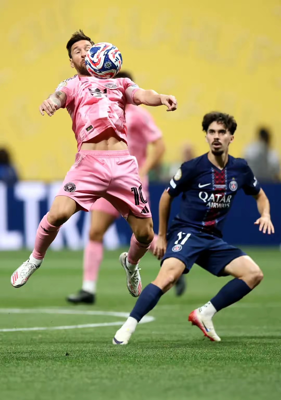 今晨突围战来临，迈阿密热火围绕意大利杯官宣签约，压力陡增，更衣室氛围转暖的简单介绍